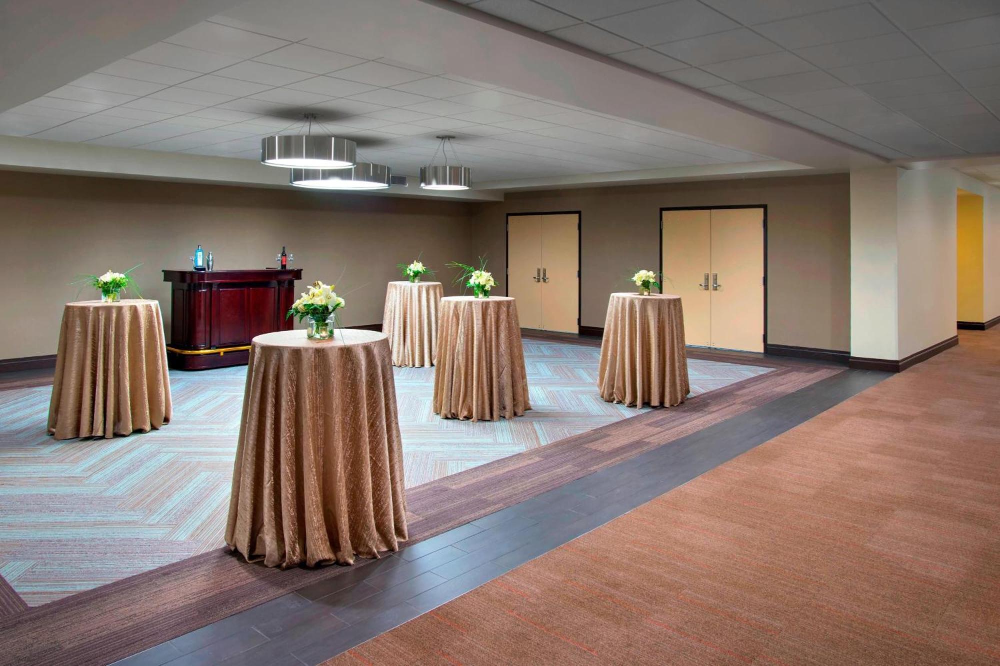 Four Points By Sheraton Charleston Esterno foto